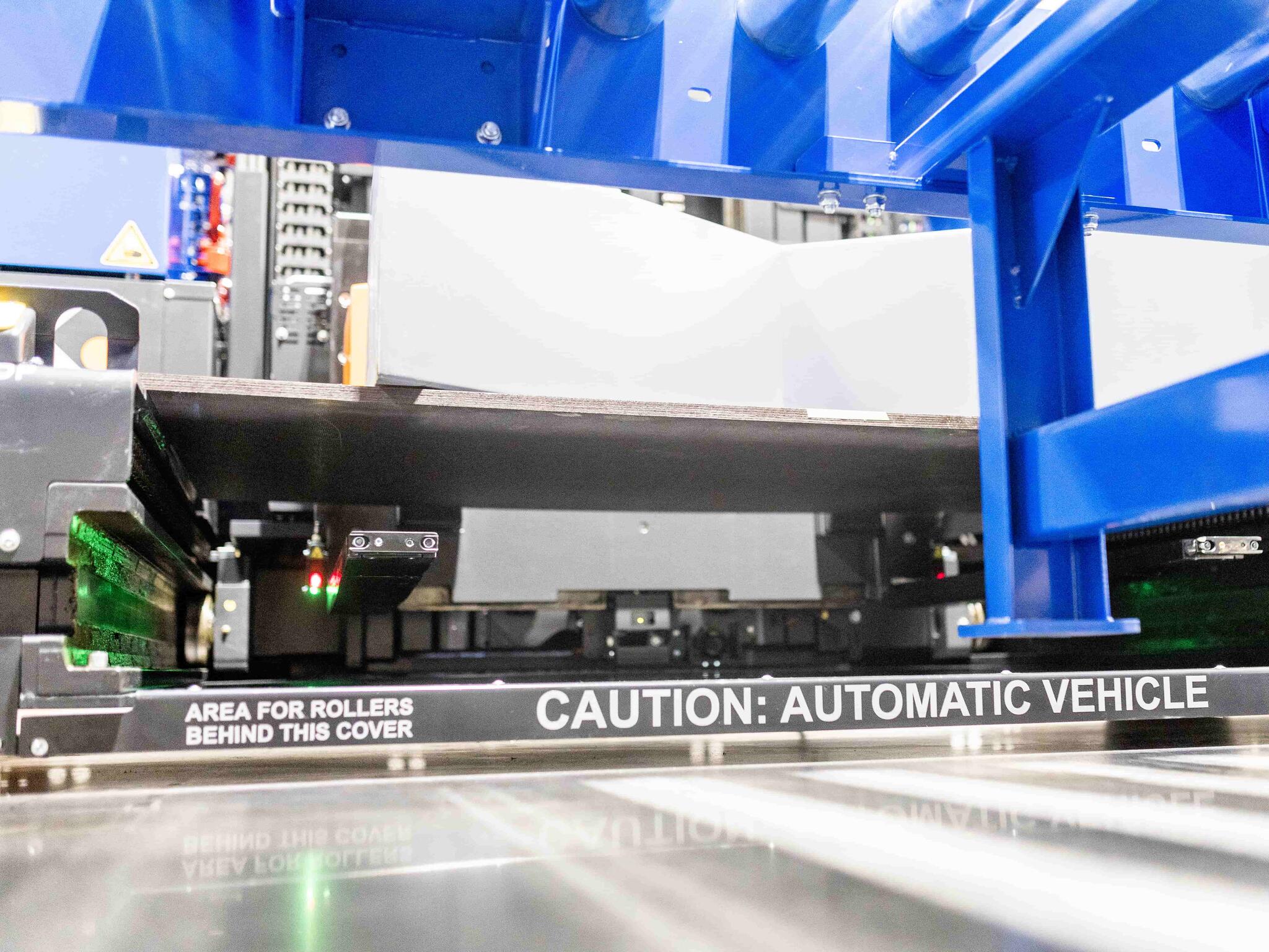 HUBTEX automated sideloader PHOENIX AGV with smart fork