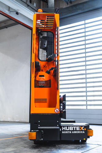 Stand up cabin Phoenix 2840